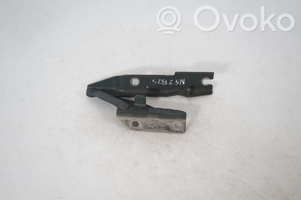 Engine bonnet/hood hinges (5)