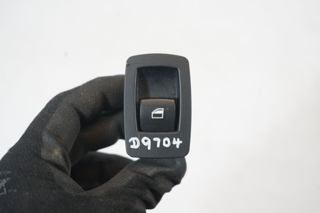 Electric window control switch (7)