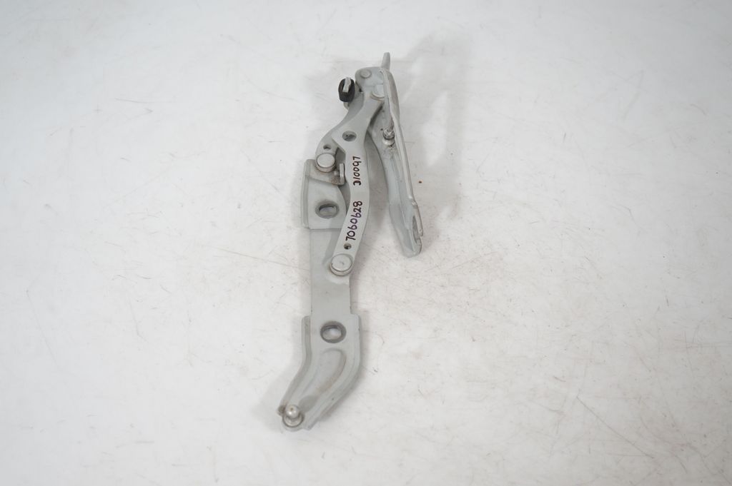 Tailgate/trunk/boot hinge (4)