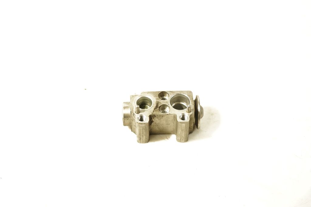 Air conditioning (A/C) expansion valve (3)