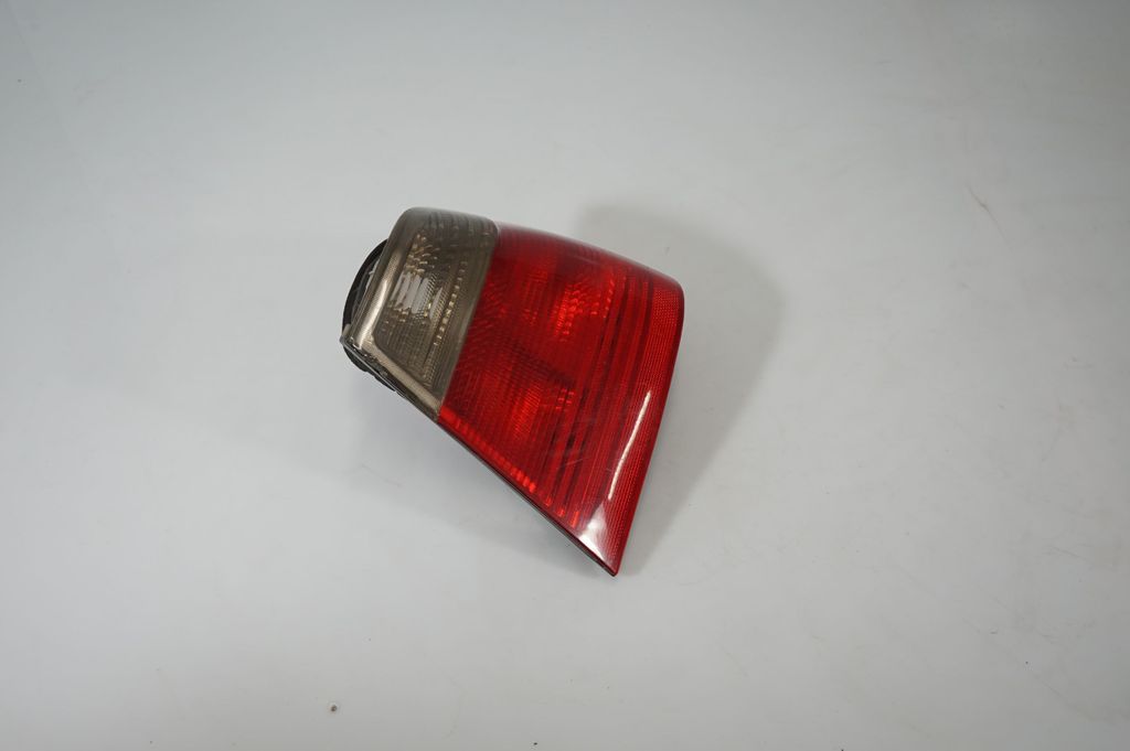 Rear/tail lights (4)