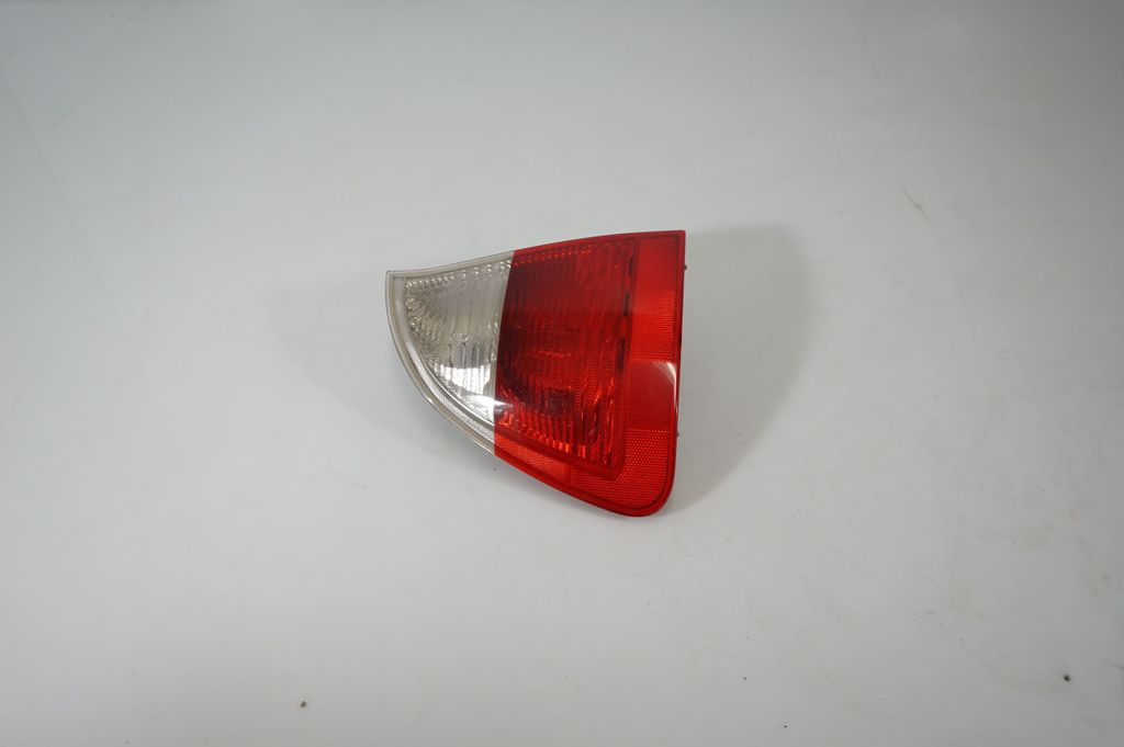 Rear/tail lights (4)