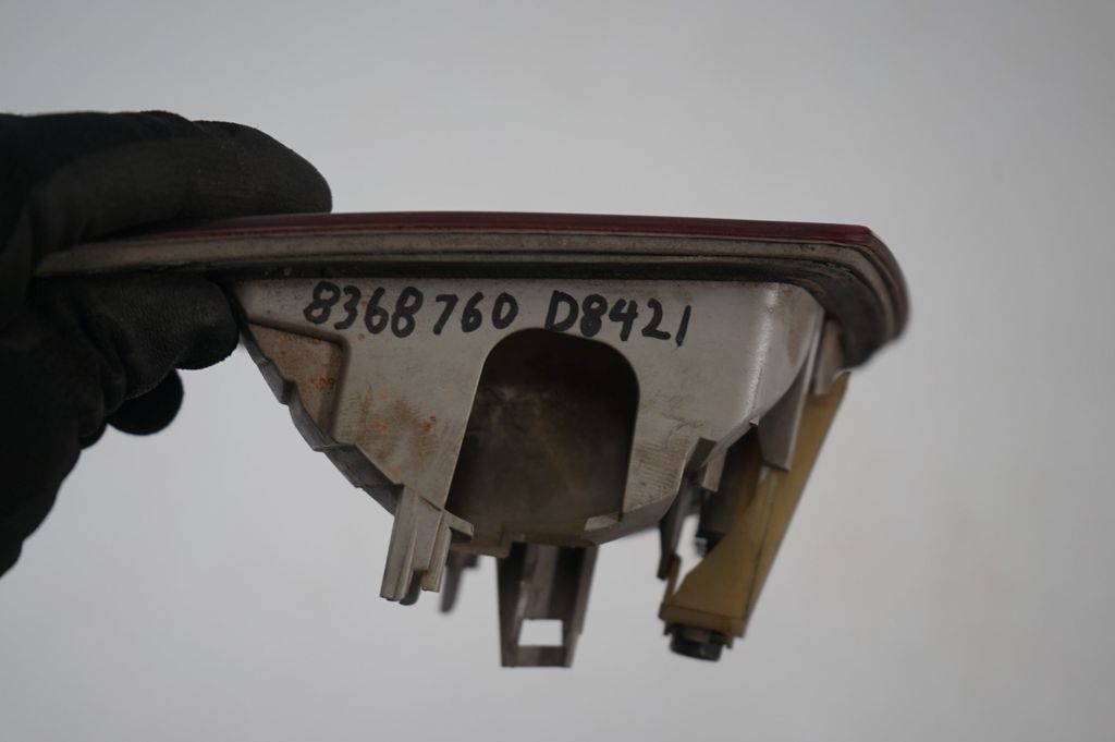 Tailgate rear/tail lights (7)