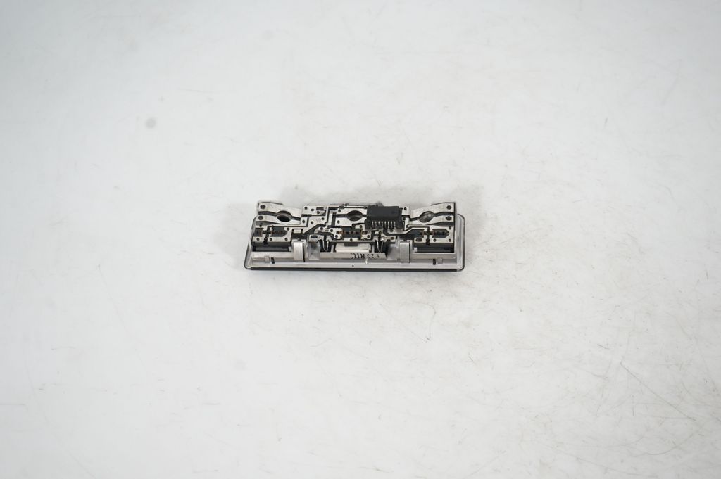 Front seat light (5)