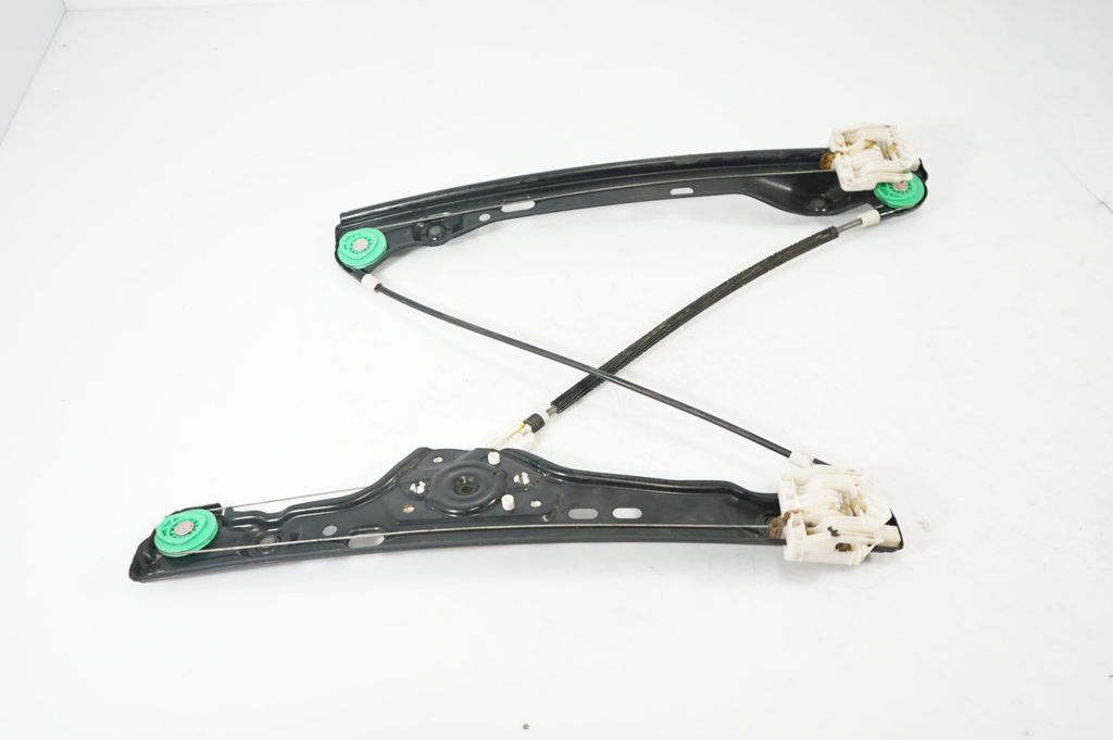 Front door window regulator with motor