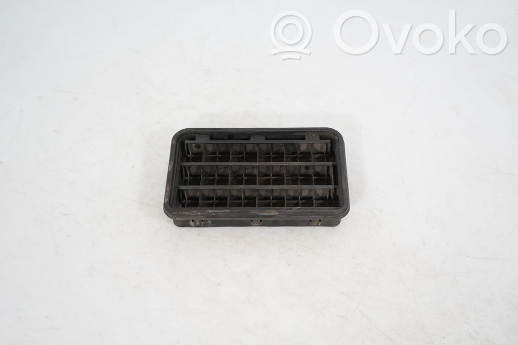 Quarter panel pressure vent (3)