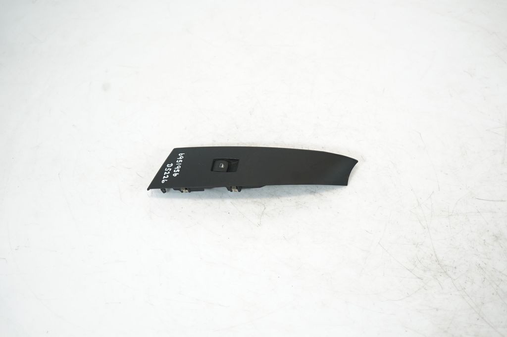 Electric window control switch (2)