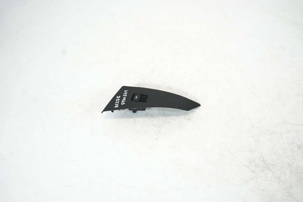 Electric window control switch (2)