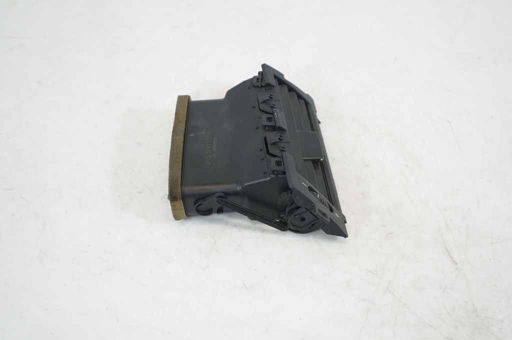 Dashboard side air vent grill/cover trim (4)