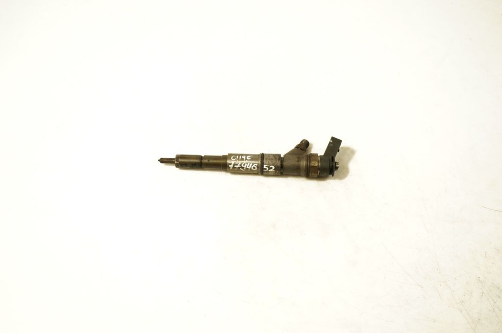 Fuel injector (4)