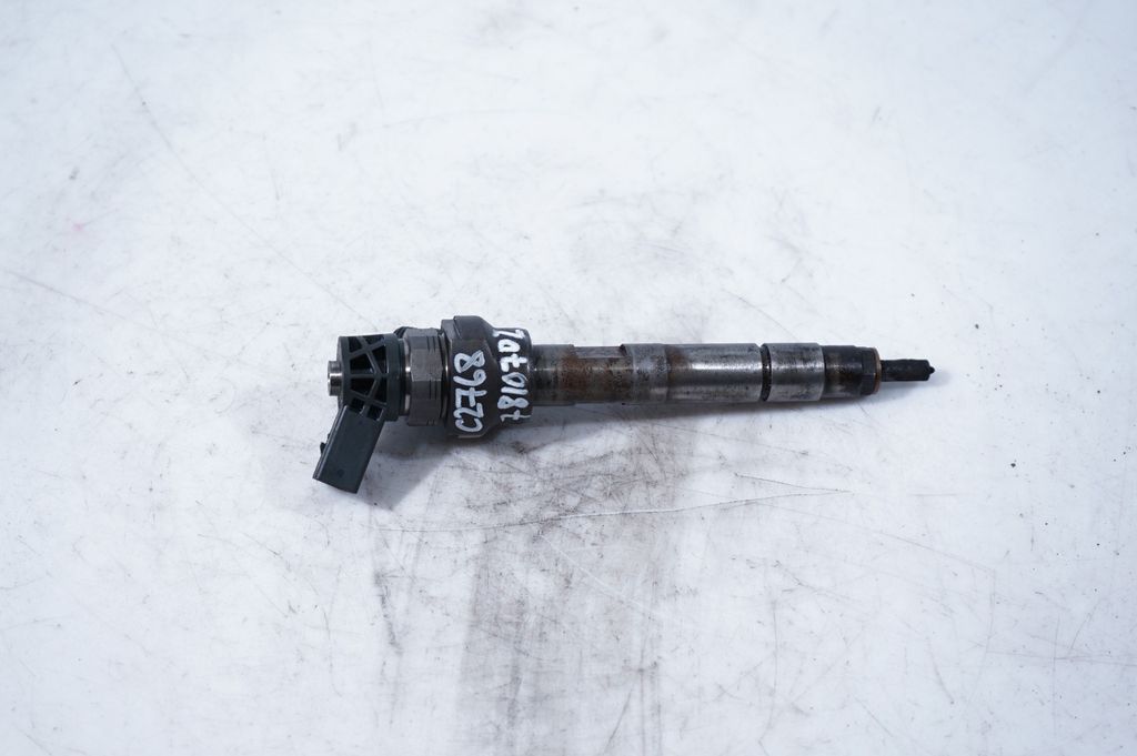 Fuel injector (4)