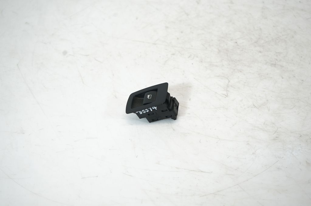 Electric window control switch (2)