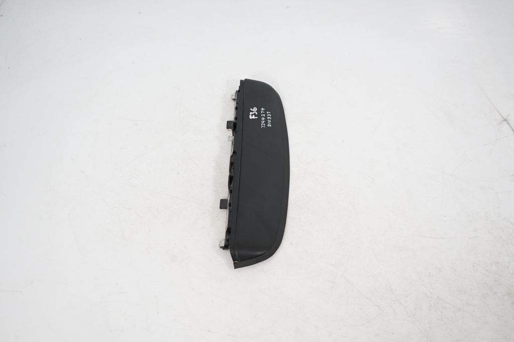 Third/center stoplight (4)