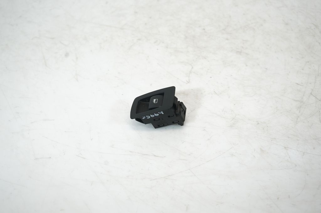 Electric window control switch (2)