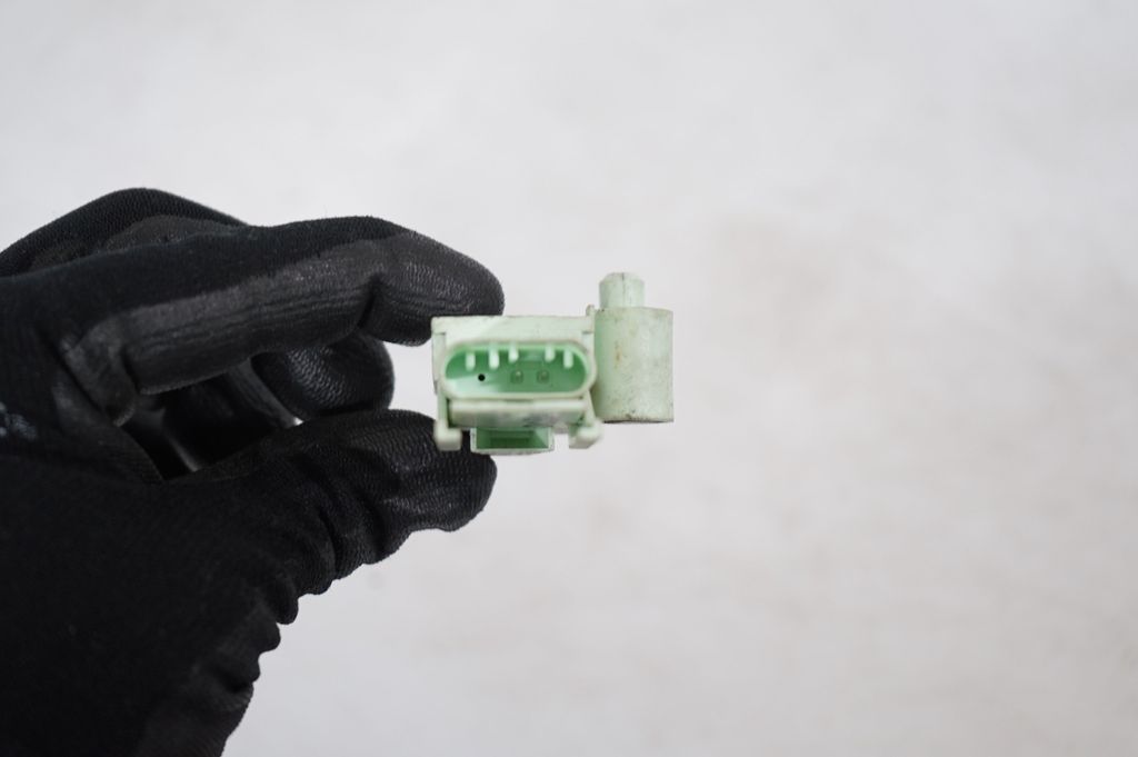 Airbag deployment crash/impact sensor (7)