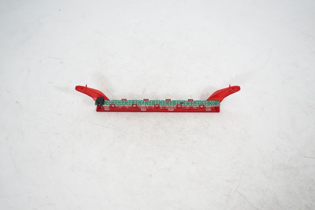 Third/center stoplight (5)