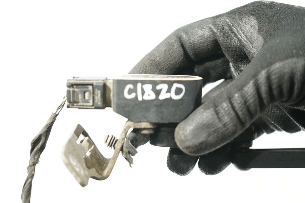 Rear air suspension level height sensor (5)