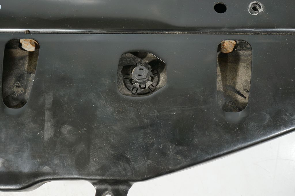 Top upper radiator support slam panel (3)