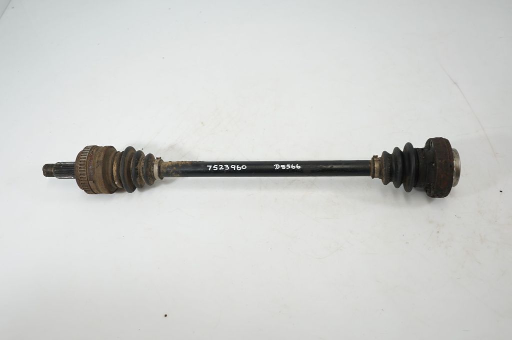 Rear driveshaft