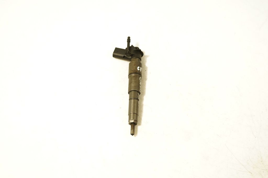Fuel injector