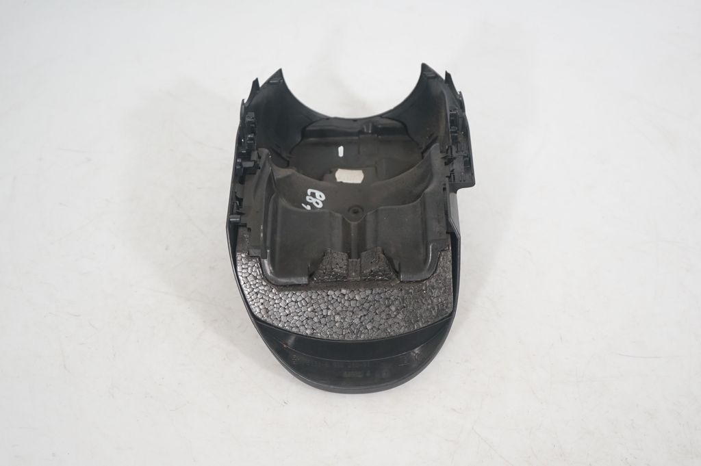 Steering wheel column trim (6)