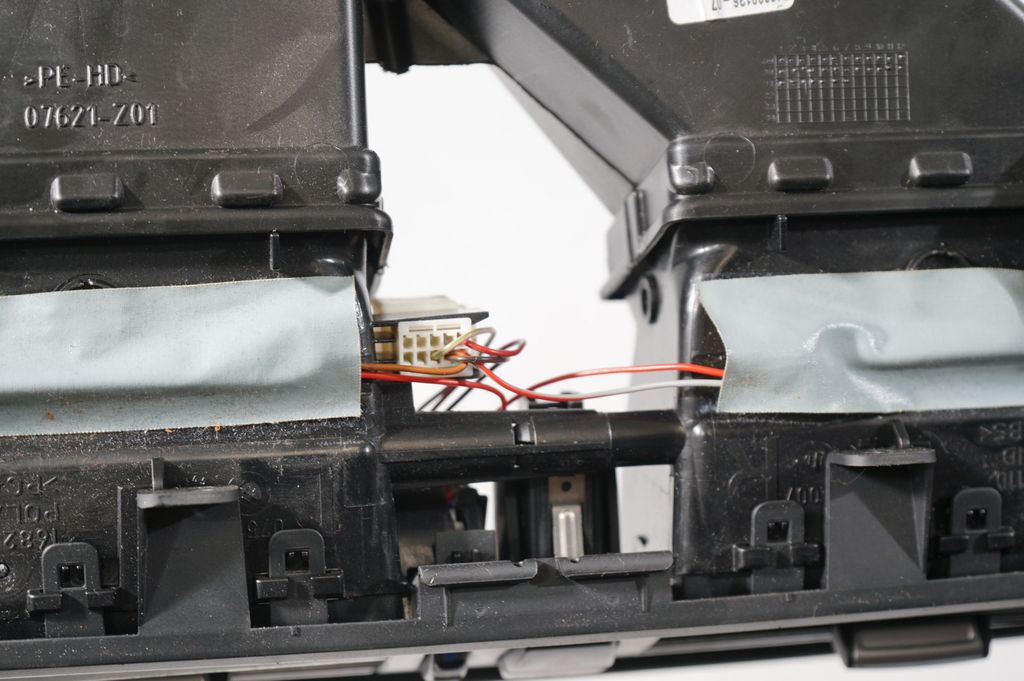 Dashboard side air vent grill/cover trim (7)
