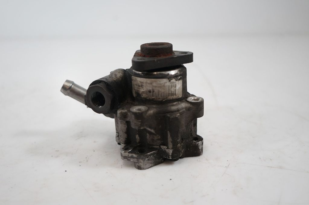 Power steering pump (8)