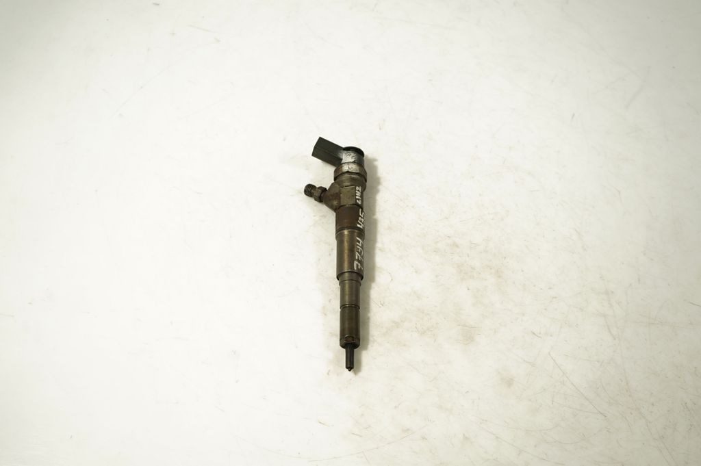 Fuel injector