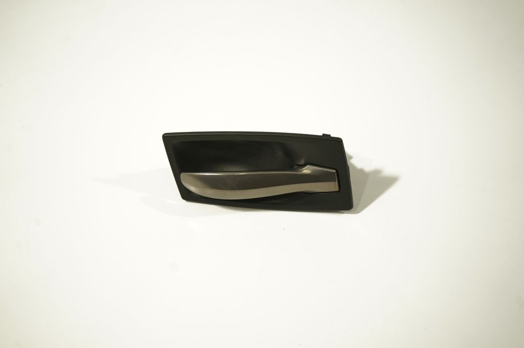 Rear door interior handle (5)