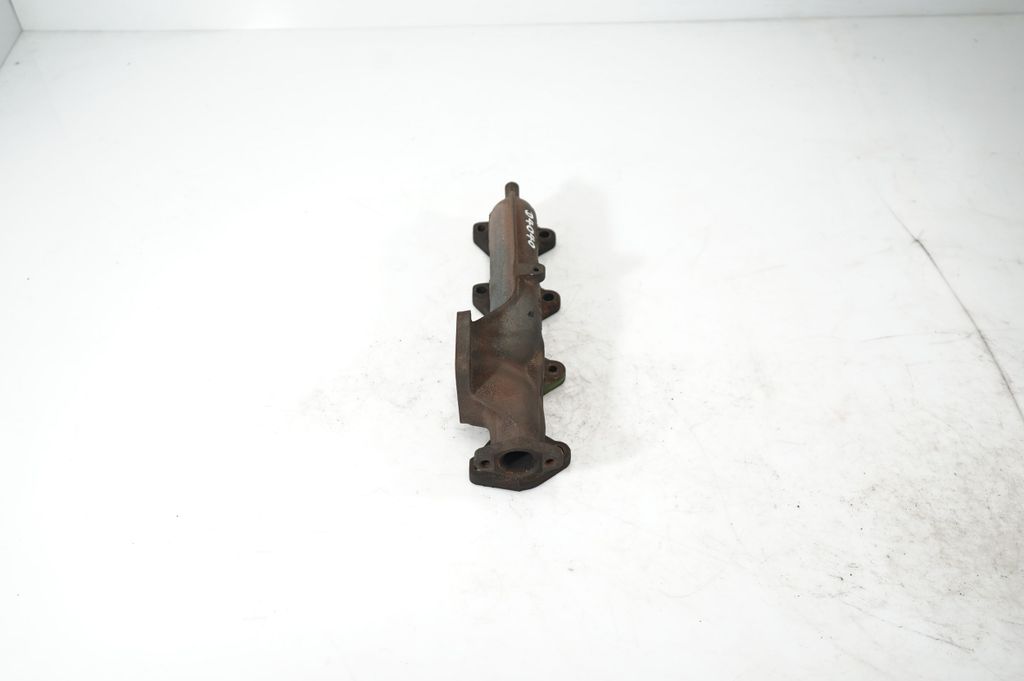 Exhaust manifold (4)