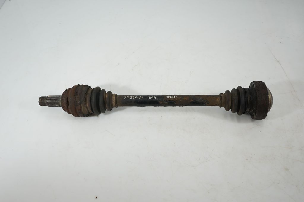 Rear driveshaft