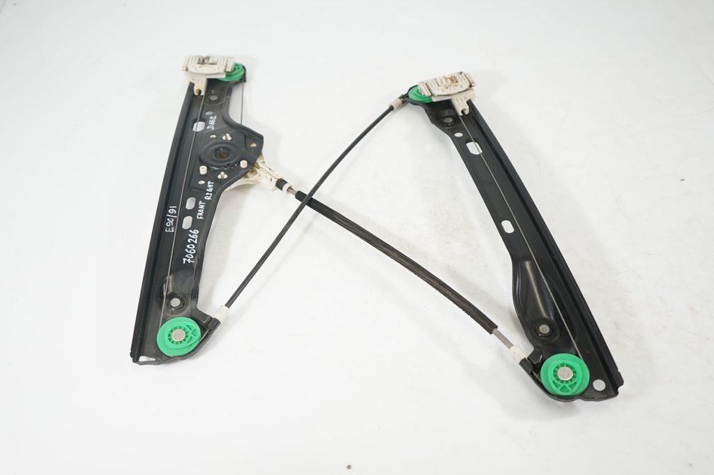 Front door window regulator with motor (4)