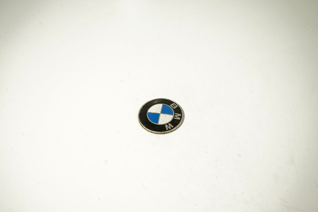 Manufacturer badge logo/emblem (2)