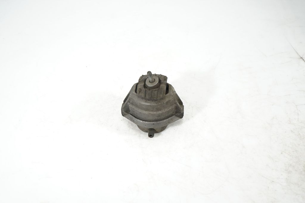 Engine mount bracket (2)