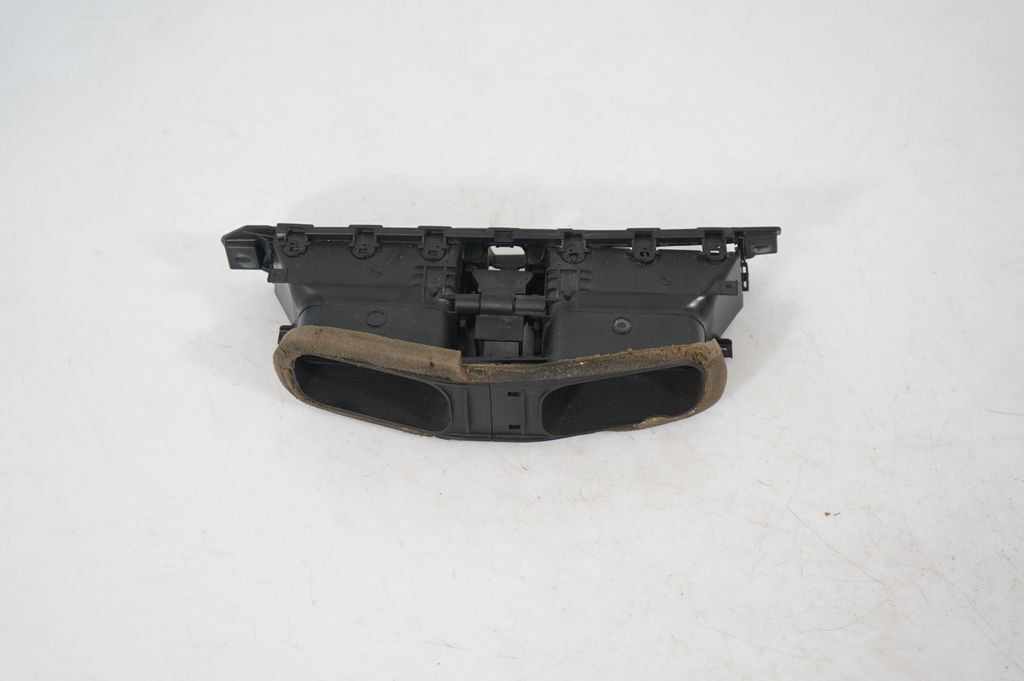 Dash center air vent grill (3)