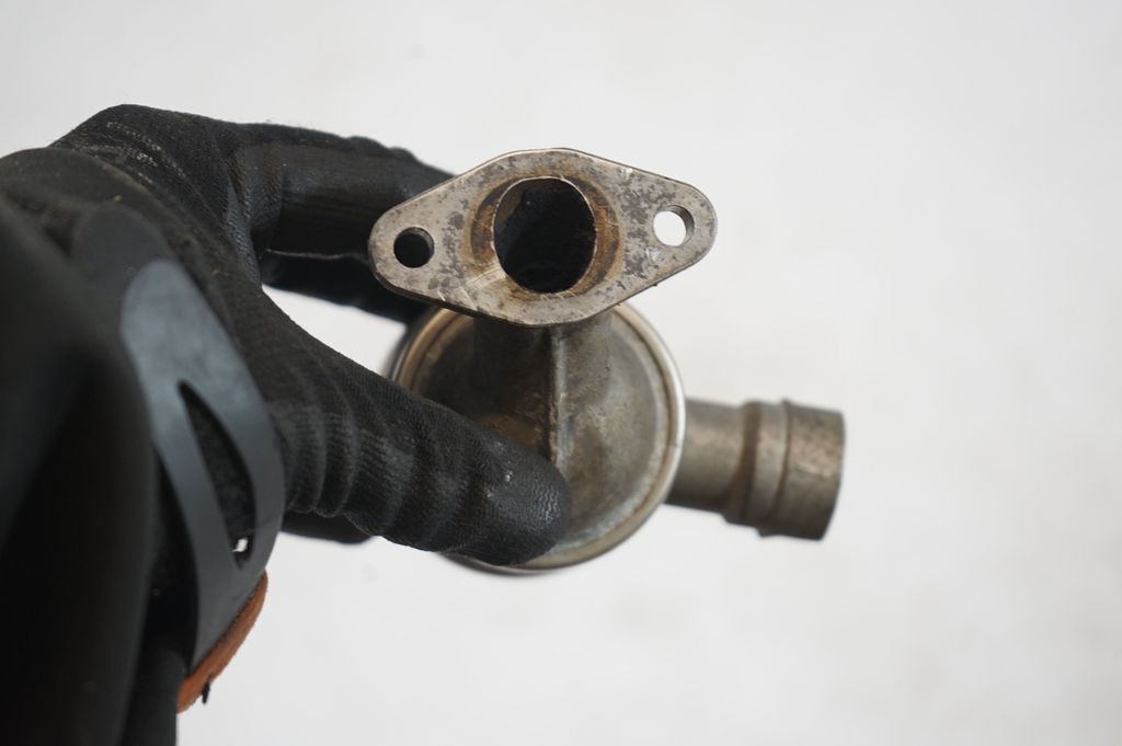 EGR valve (6)