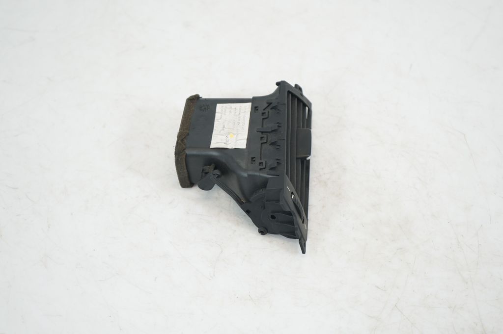 Dashboard side air vent grill/cover trim (4)