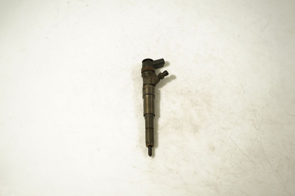 Fuel injector