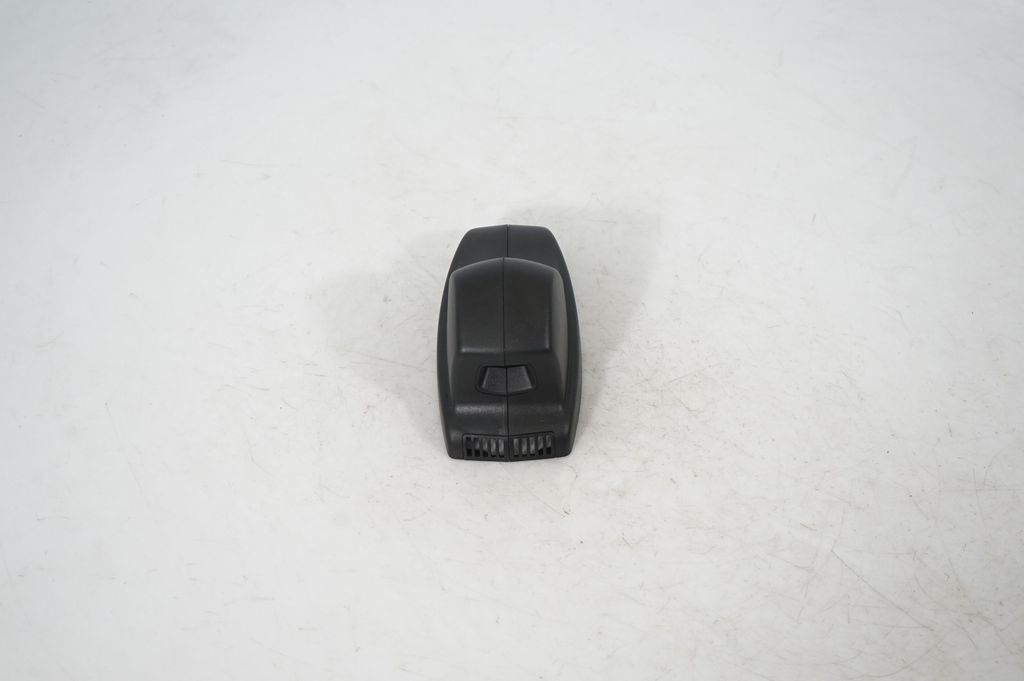 Rear view mirror (interior) (4)