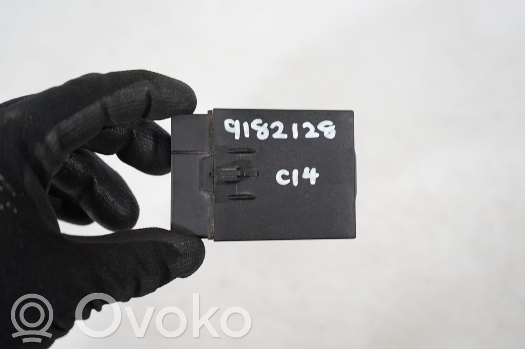 Seat control module (8)