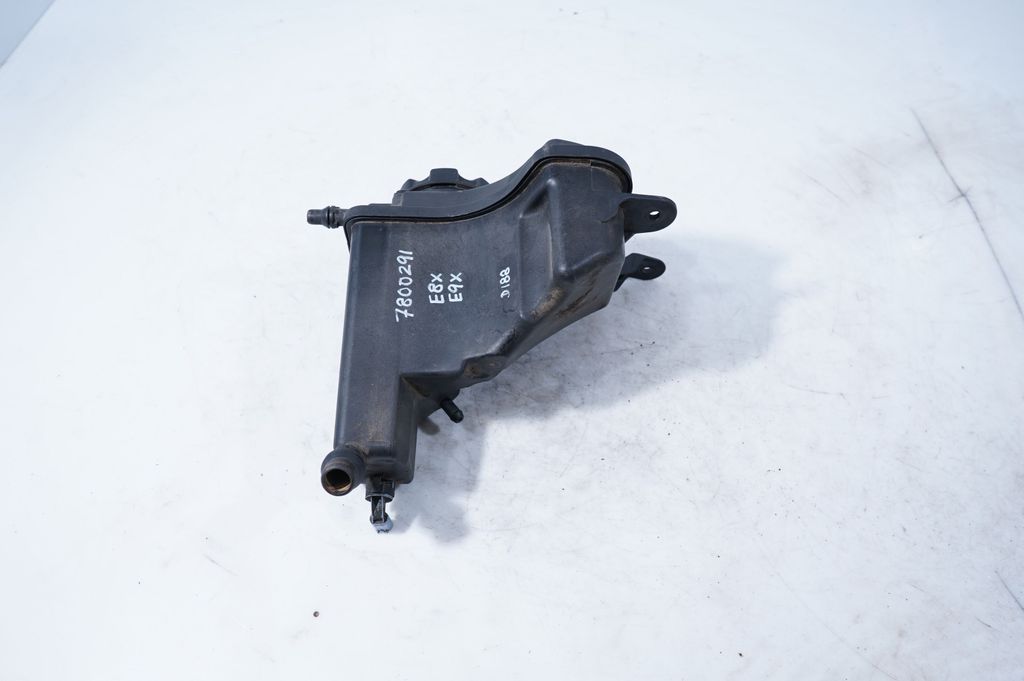Coolant expansion tank/reservoir (5)
