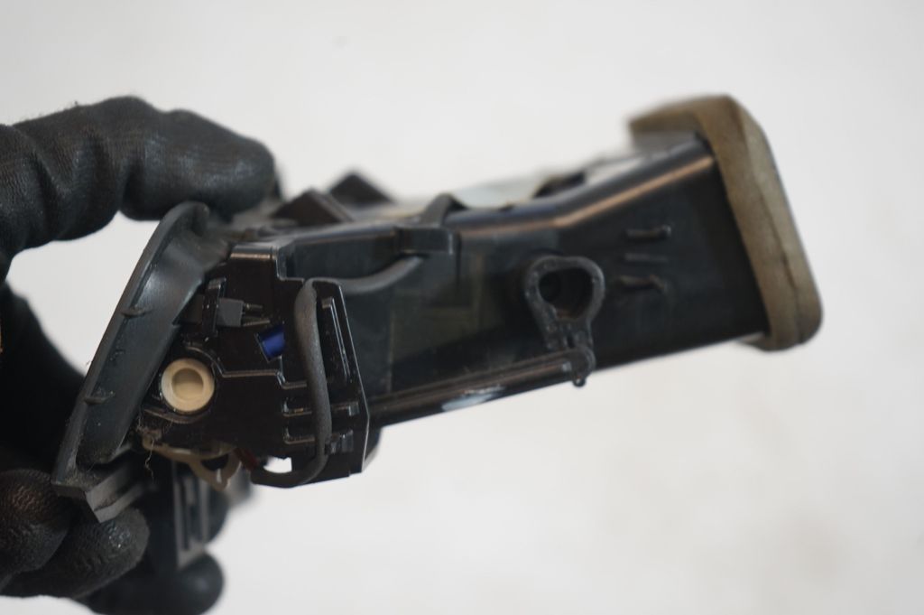 Dashboard side air vent grill/cover trim (9)