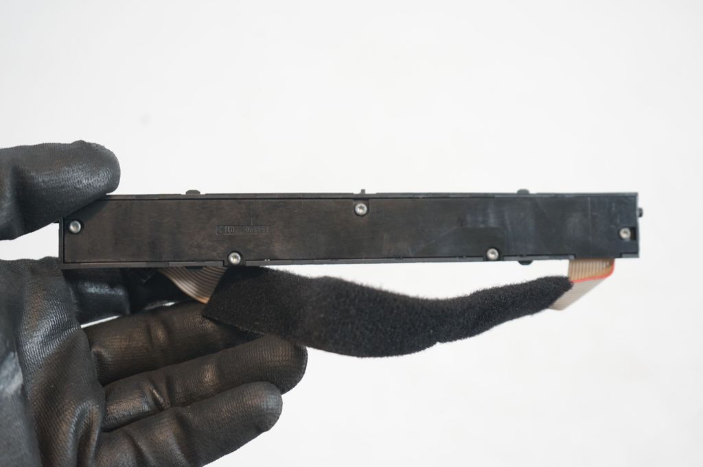 Seat heating switch (7)