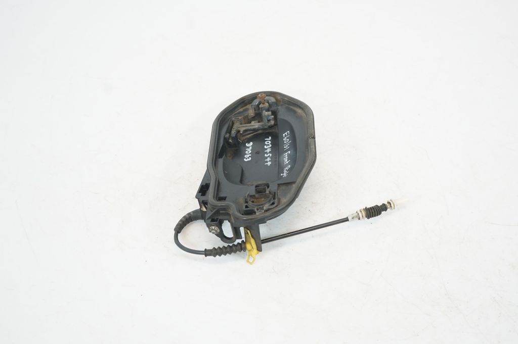 Rear door exterior handle (2)