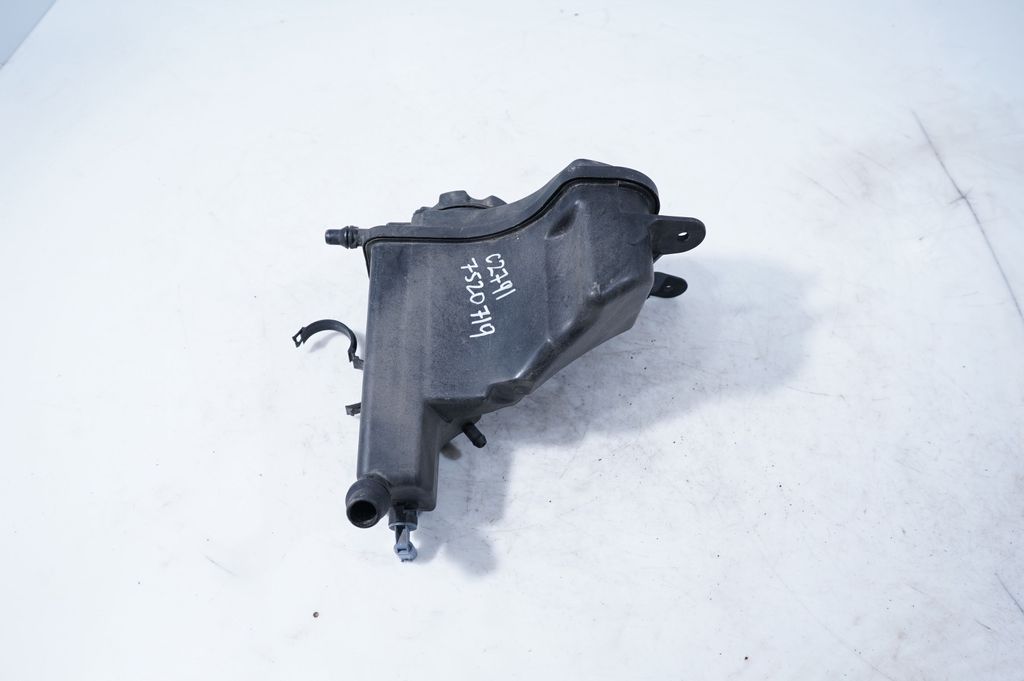 Coolant expansion tank/reservoir (5)