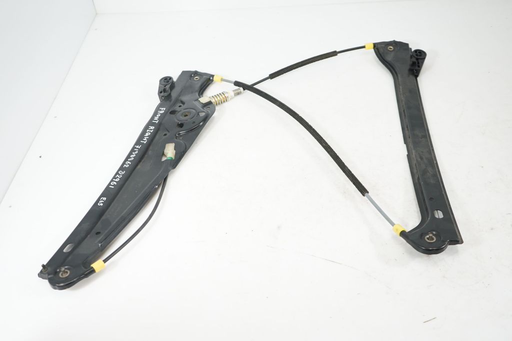 Front door window regulator with motor (2)