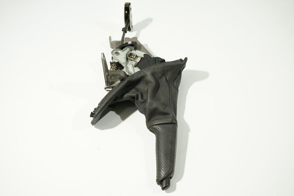 Handbrake/parking brake lever assembly (5)