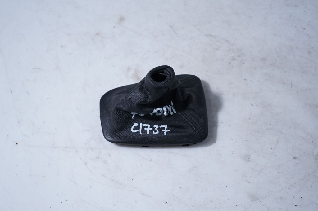 Gear lever shifter trim leather/knob