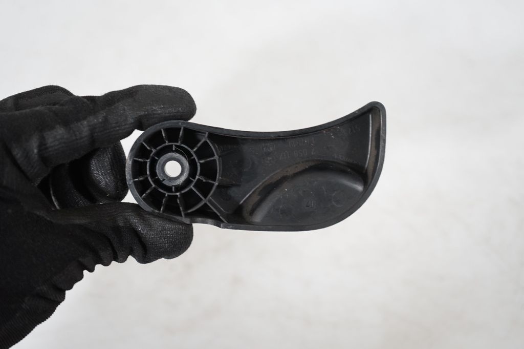 Engine bonnet (hood) release handle (6)