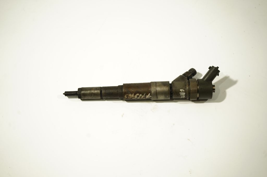 Fuel injector (4)